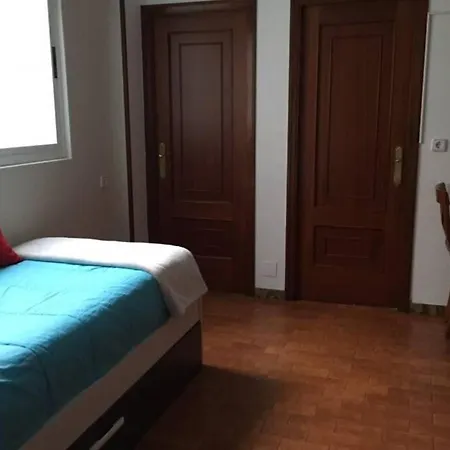 Piso A 400 Metros De La Catedral דירה